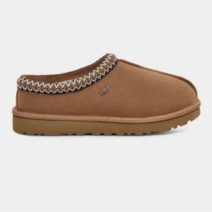 Ugg Women’s Tasman Slippers, Size 8. Color: Chestnut